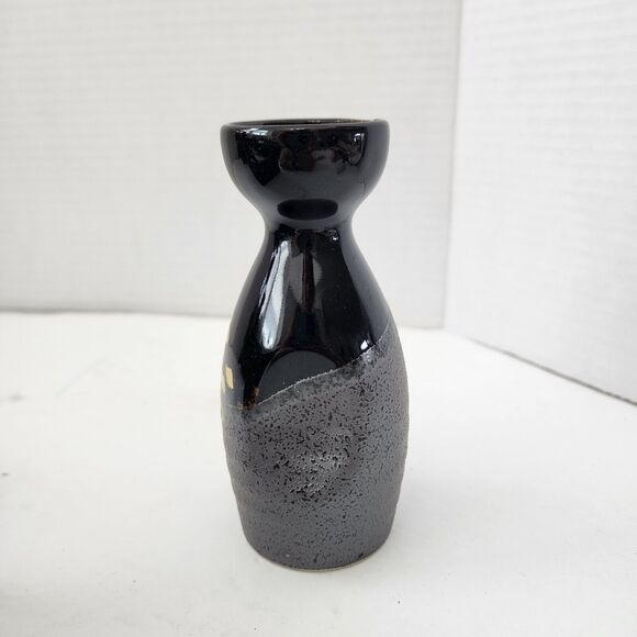 Utsuwa No Yakata Japanese Sake Set Dispenser 4 Cups Black Ceramic New In Box - Picture 4 of 16